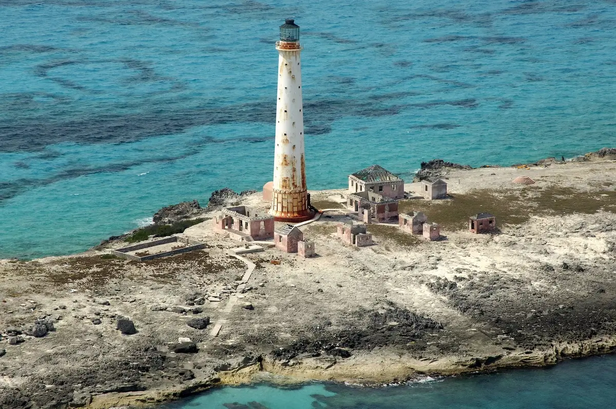 Great Isaac Lighthouse