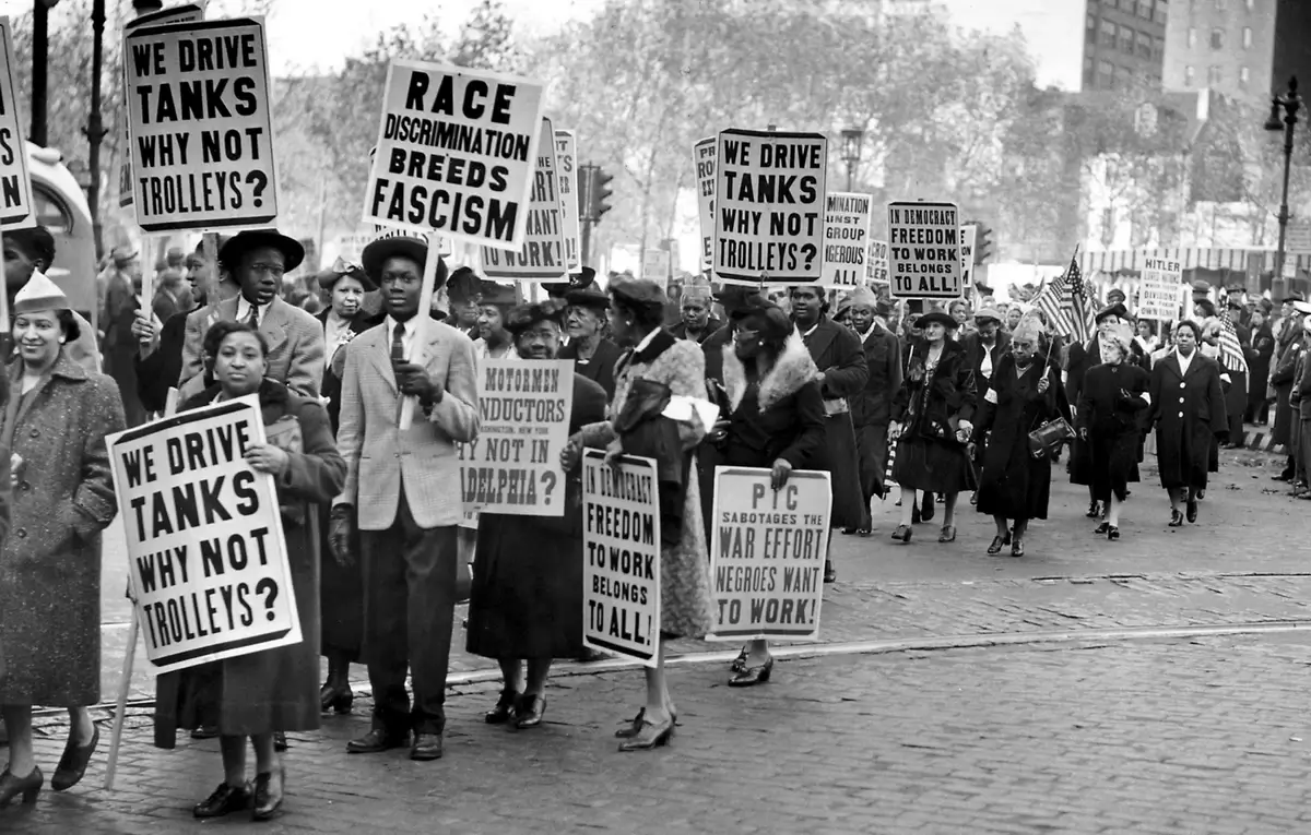 Mass black protest in the U.S. in the '40s.