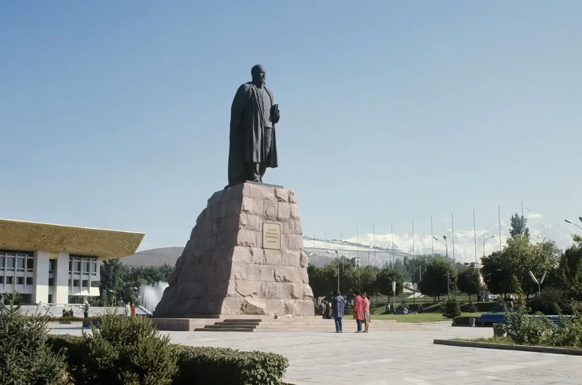 Statue of Abai Kunanbaiuly in Almaty