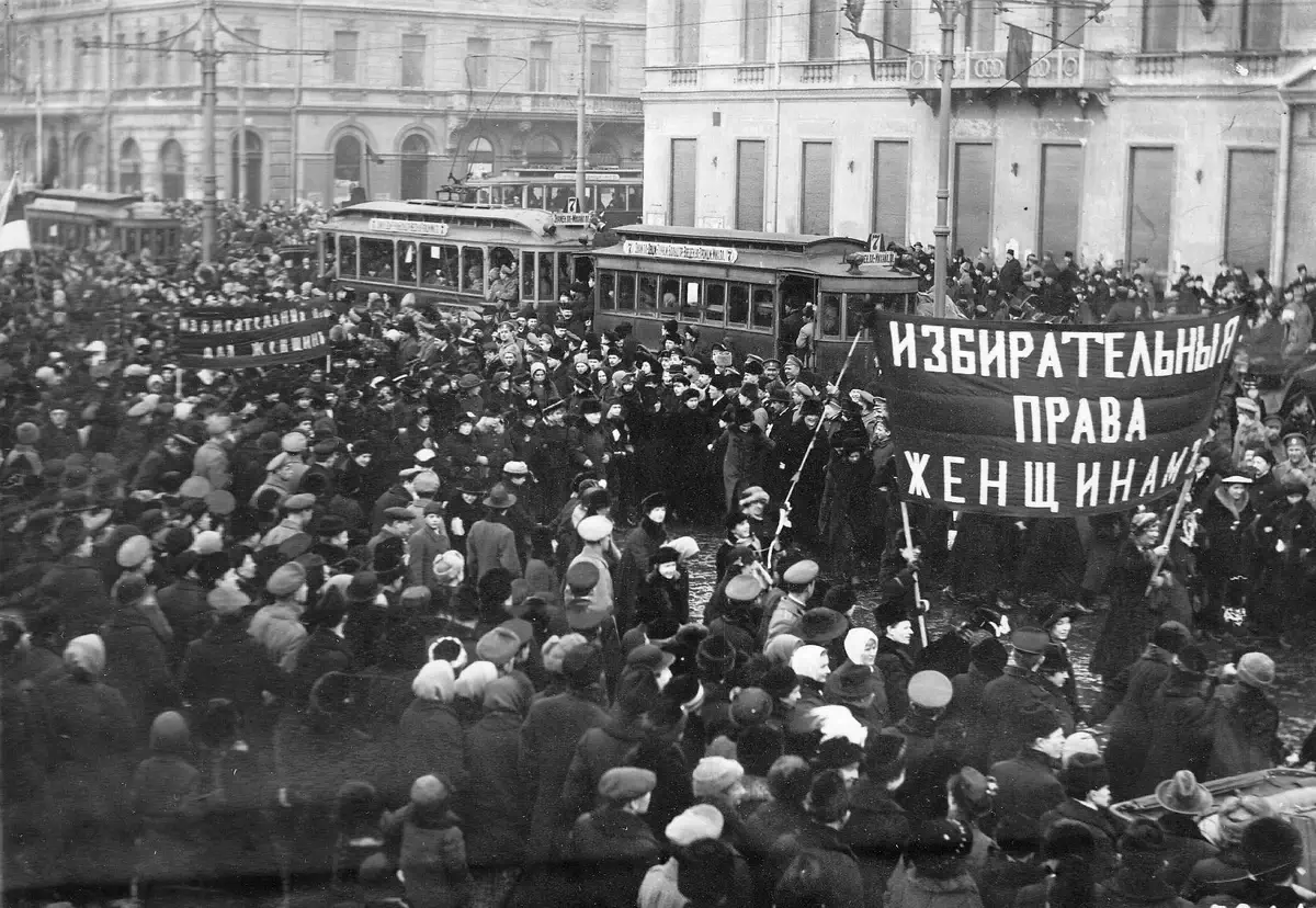 Women demonstrators in Petrograd, March 1917