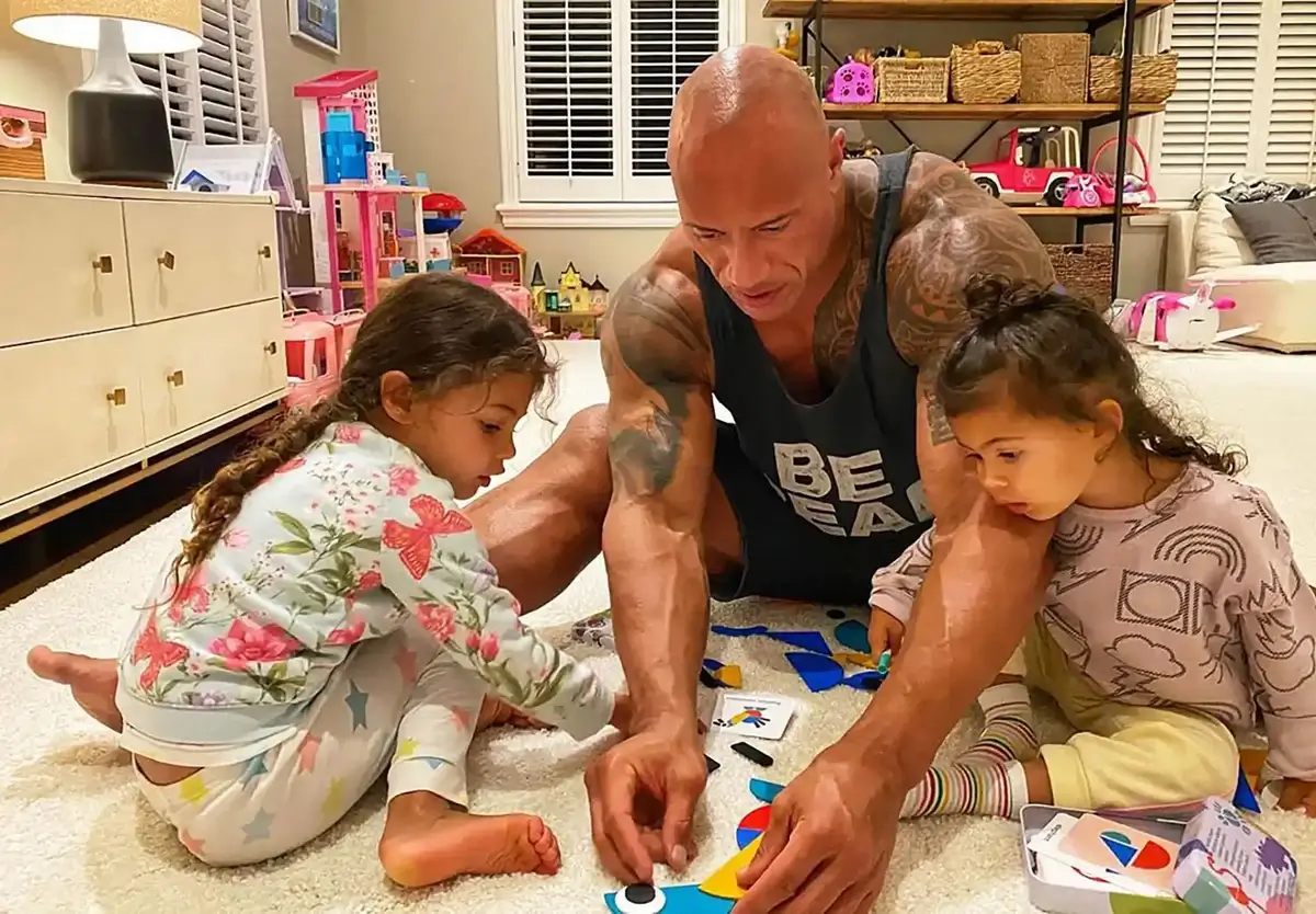 Dwayne Johnson with daughters
