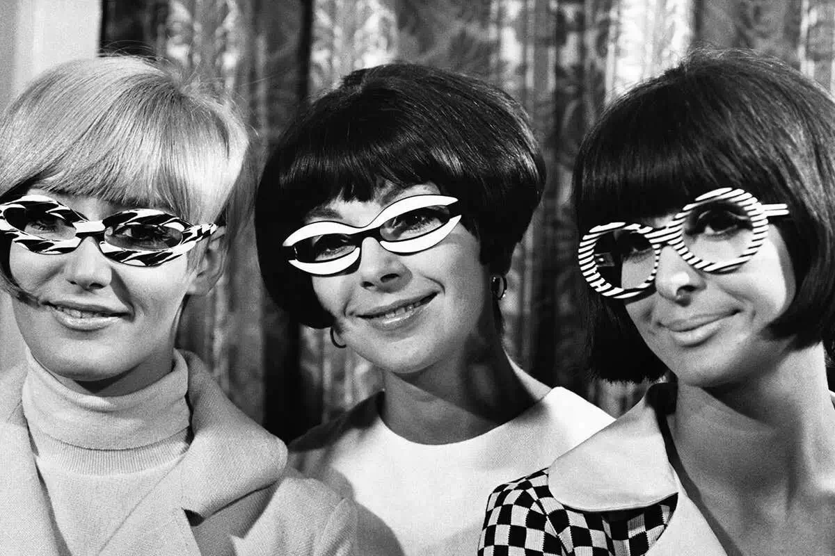 1960s glasses styles