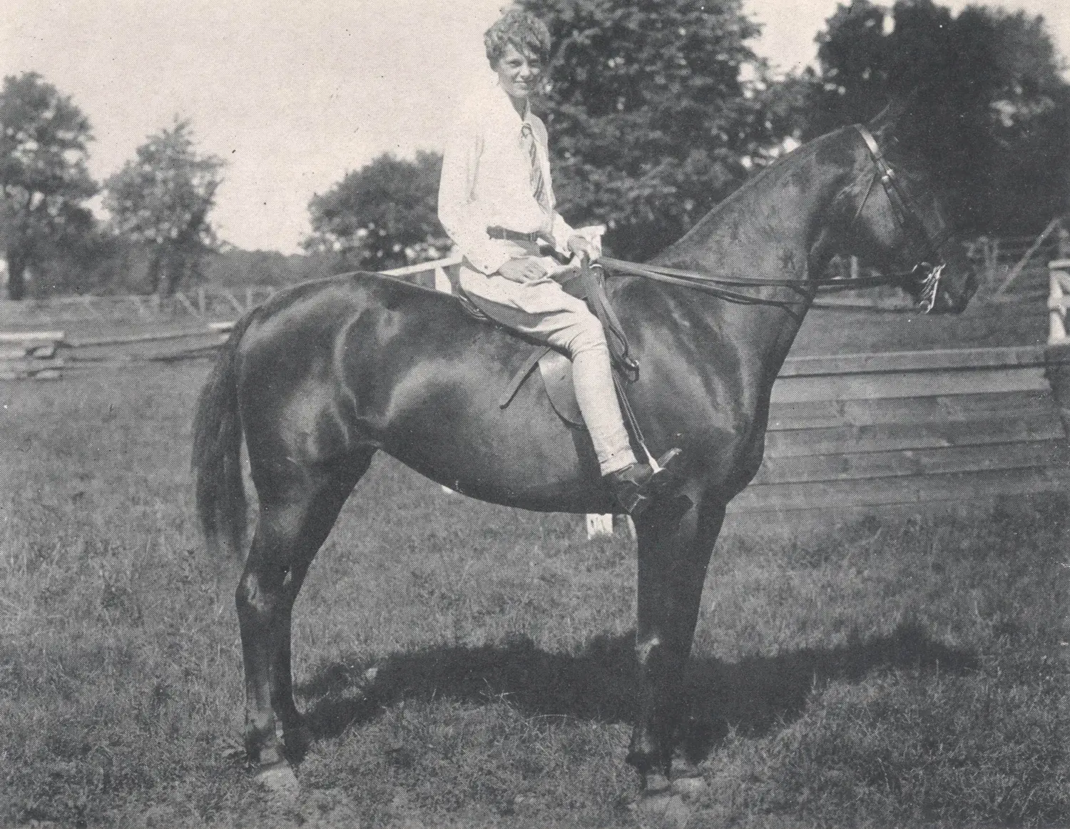 Amelia Earhart riding a horse in Kansas