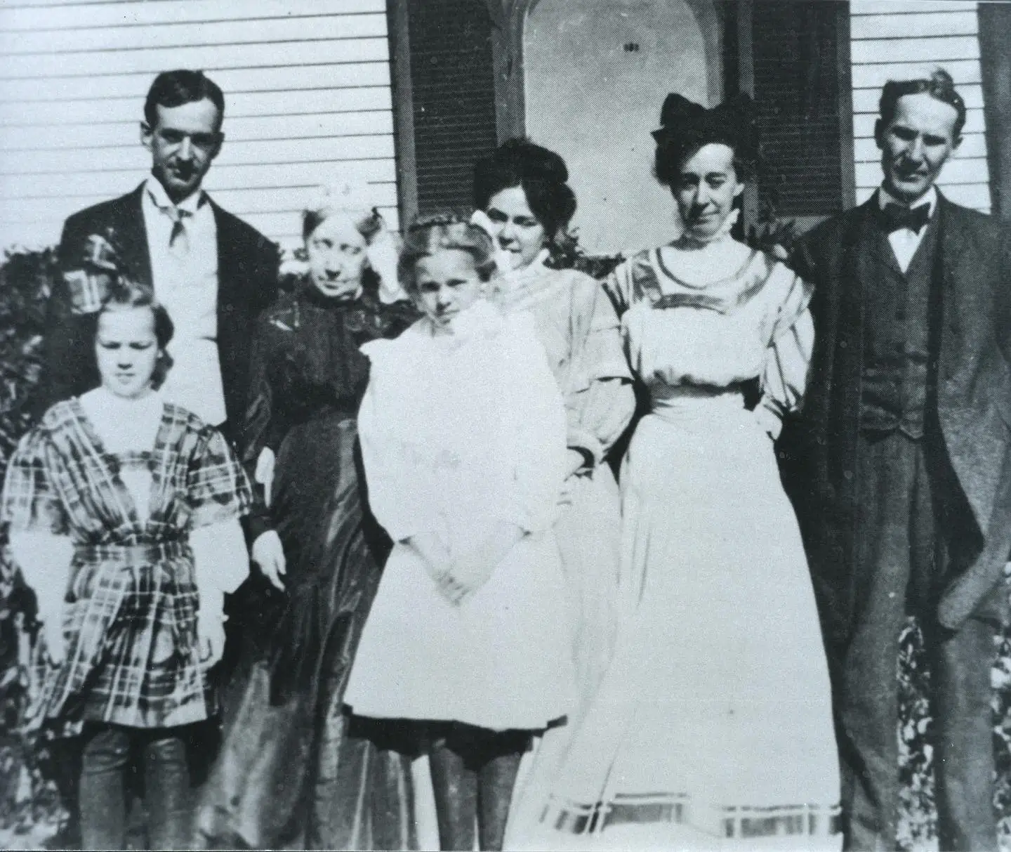 Amelia Earhart with her Family